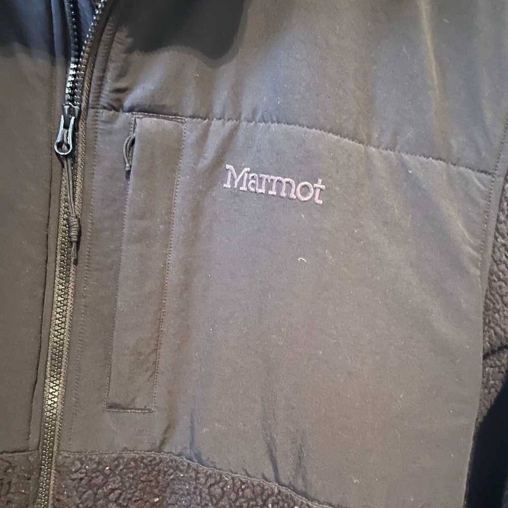 Marmot Wiley Fleece Jacket
Men’s Large
Black
Polartec Thermal Pro 300 fleece
EC - Picture 4 of 14